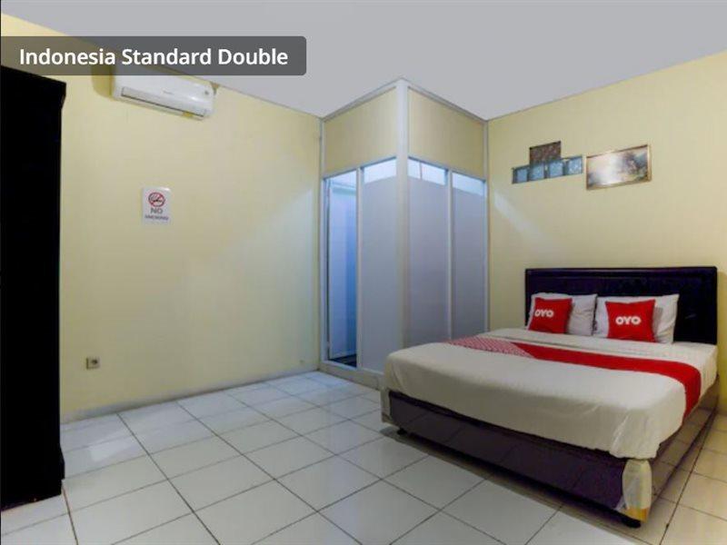 J&B Rooms Pramuka Jakarta Mitra Reddoorz Εξωτερικό φωτογραφία