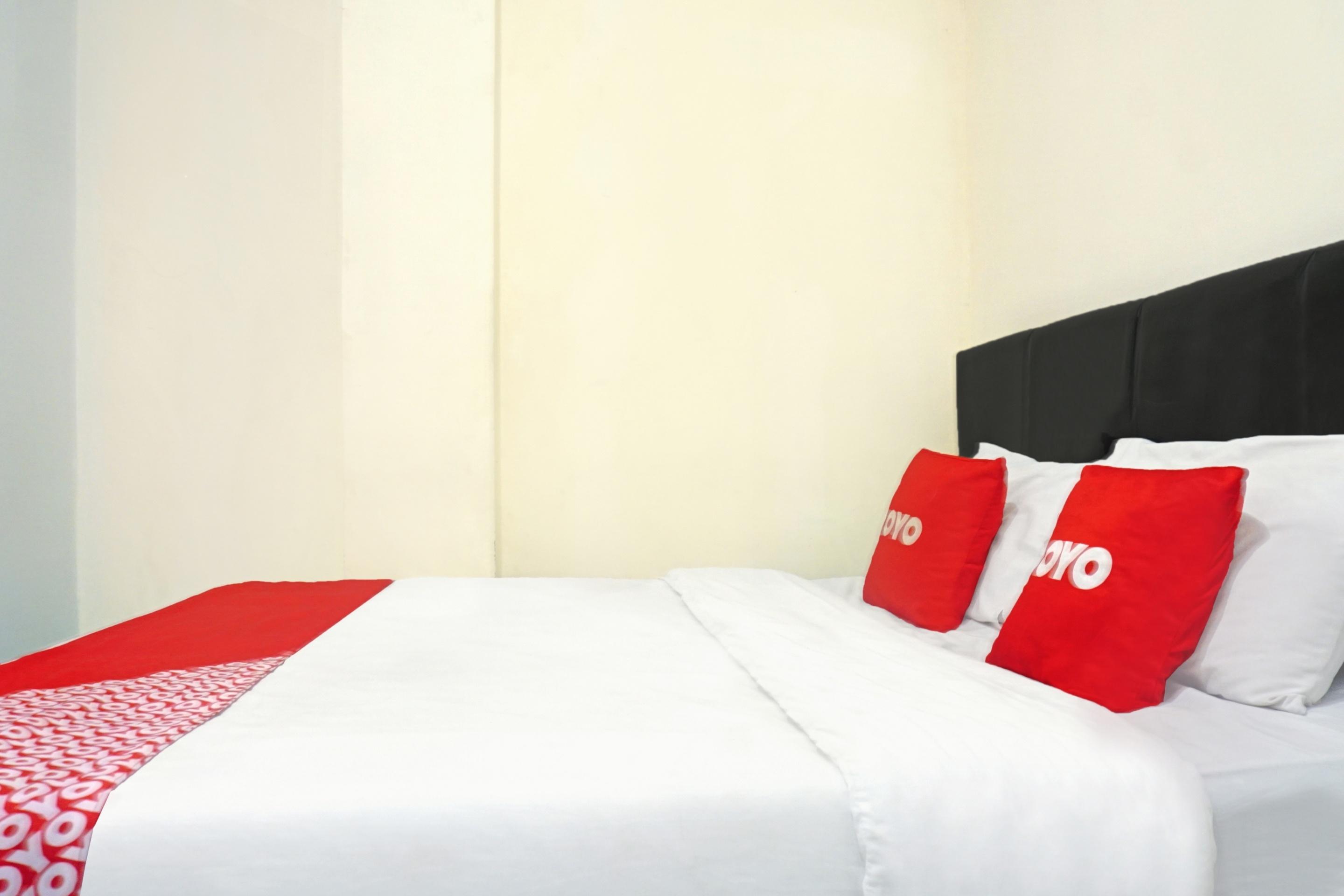 J&B Rooms Pramuka Jakarta Mitra Reddoorz Εξωτερικό φωτογραφία