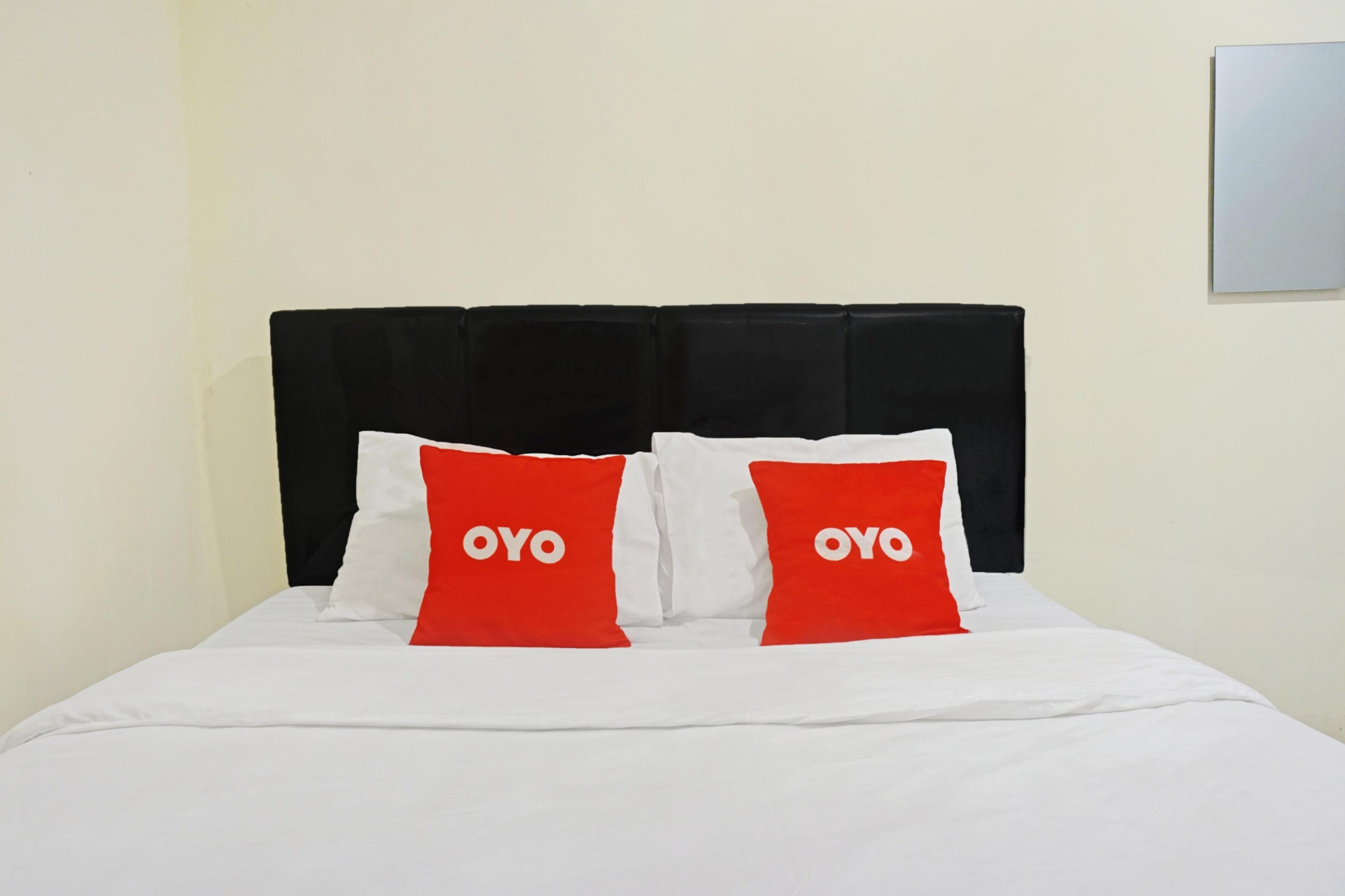 J&B Rooms Pramuka Jakarta Mitra Reddoorz Εξωτερικό φωτογραφία