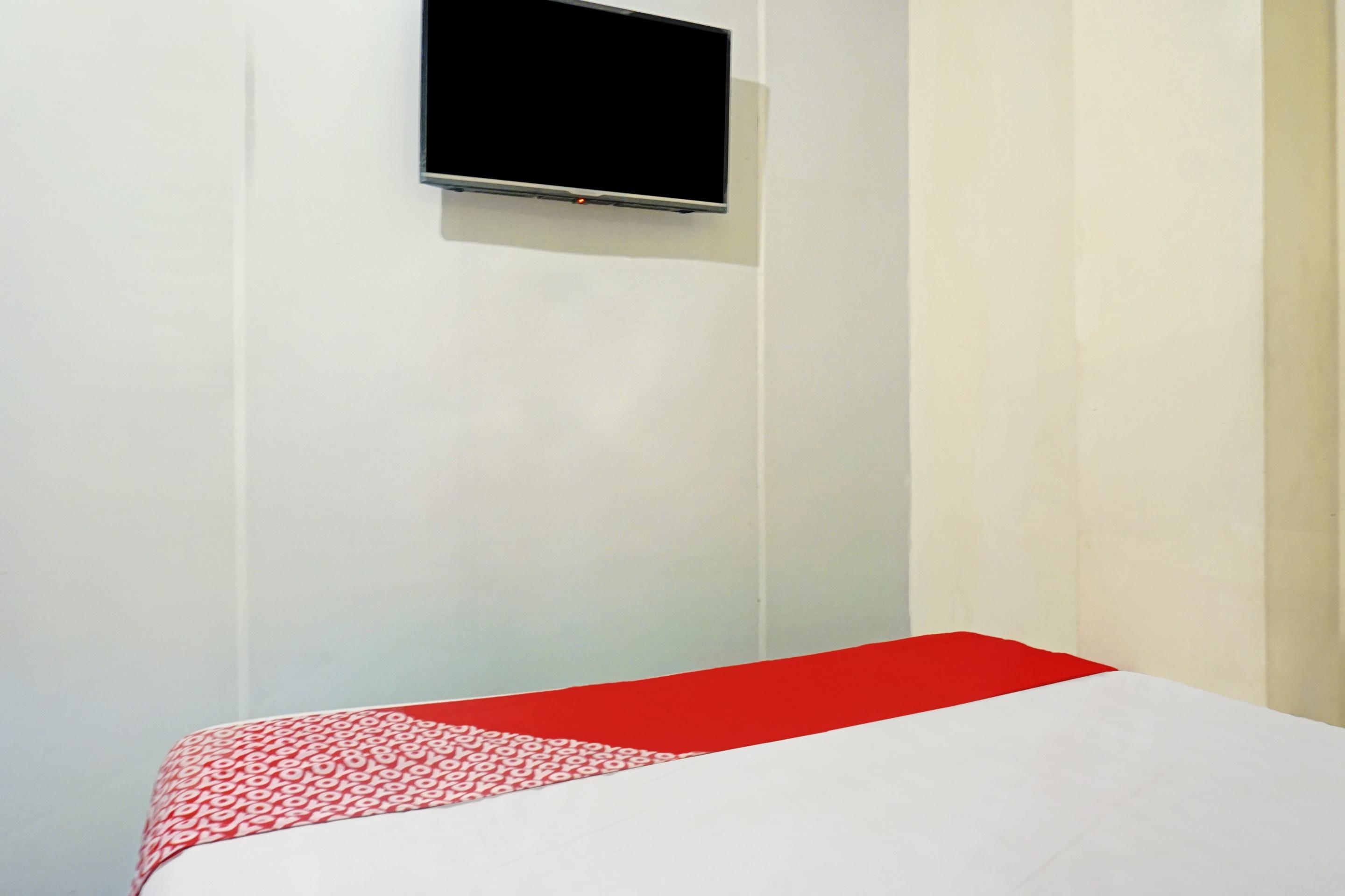 J&B Rooms Pramuka Jakarta Mitra Reddoorz Εξωτερικό φωτογραφία