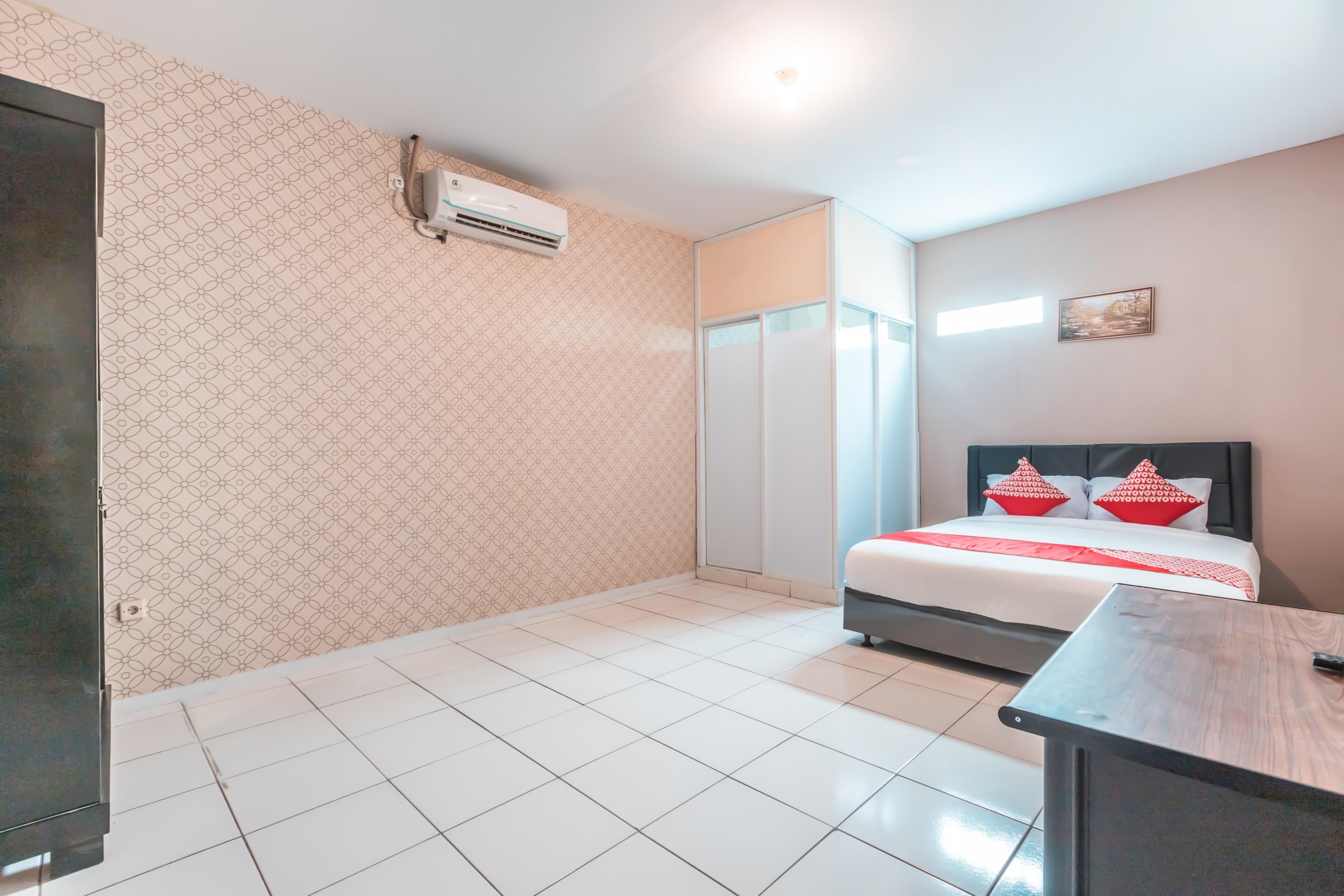 J&B Rooms Pramuka Jakarta Mitra Reddoorz Εξωτερικό φωτογραφία
