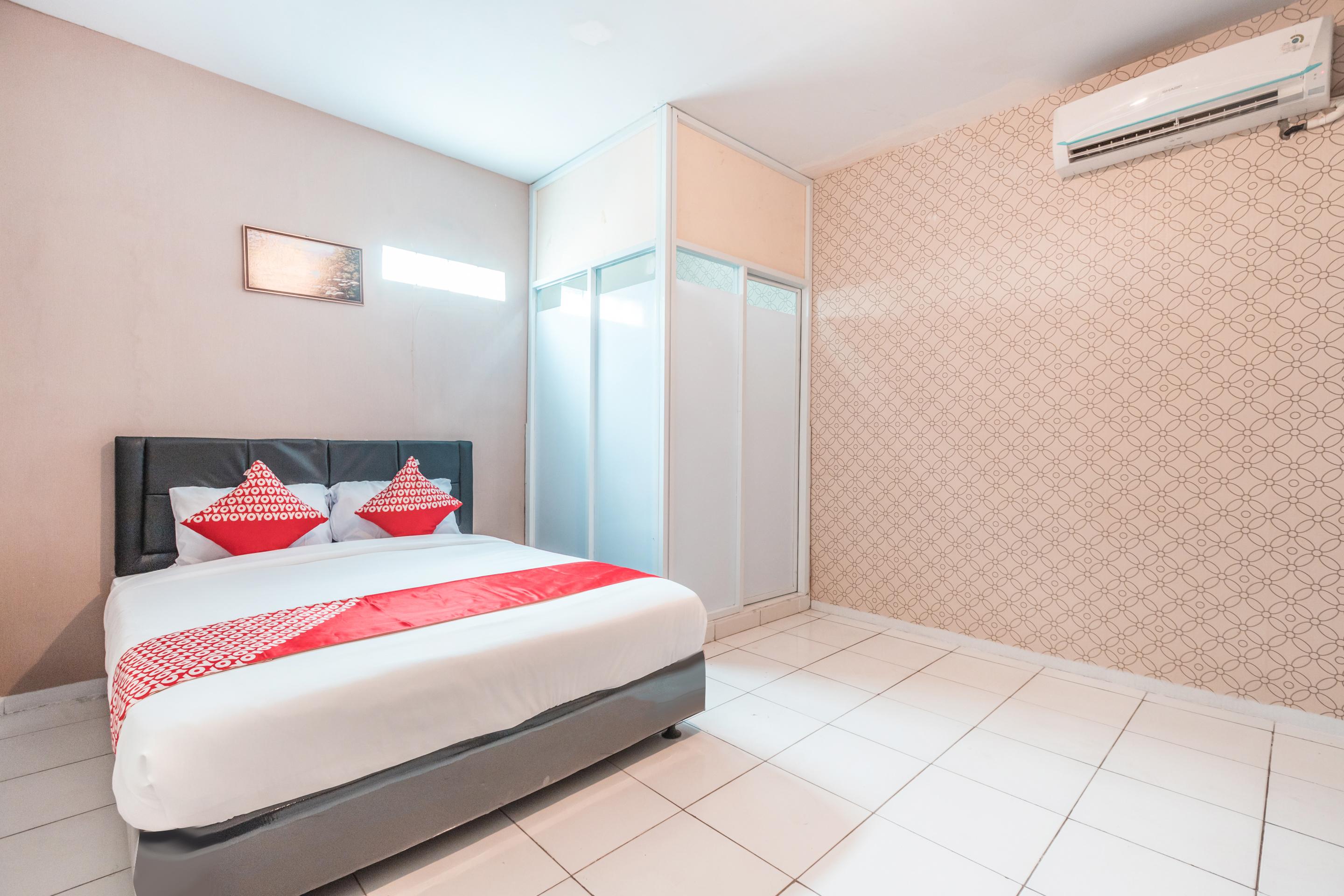 J&B Rooms Pramuka Jakarta Mitra Reddoorz Εξωτερικό φωτογραφία