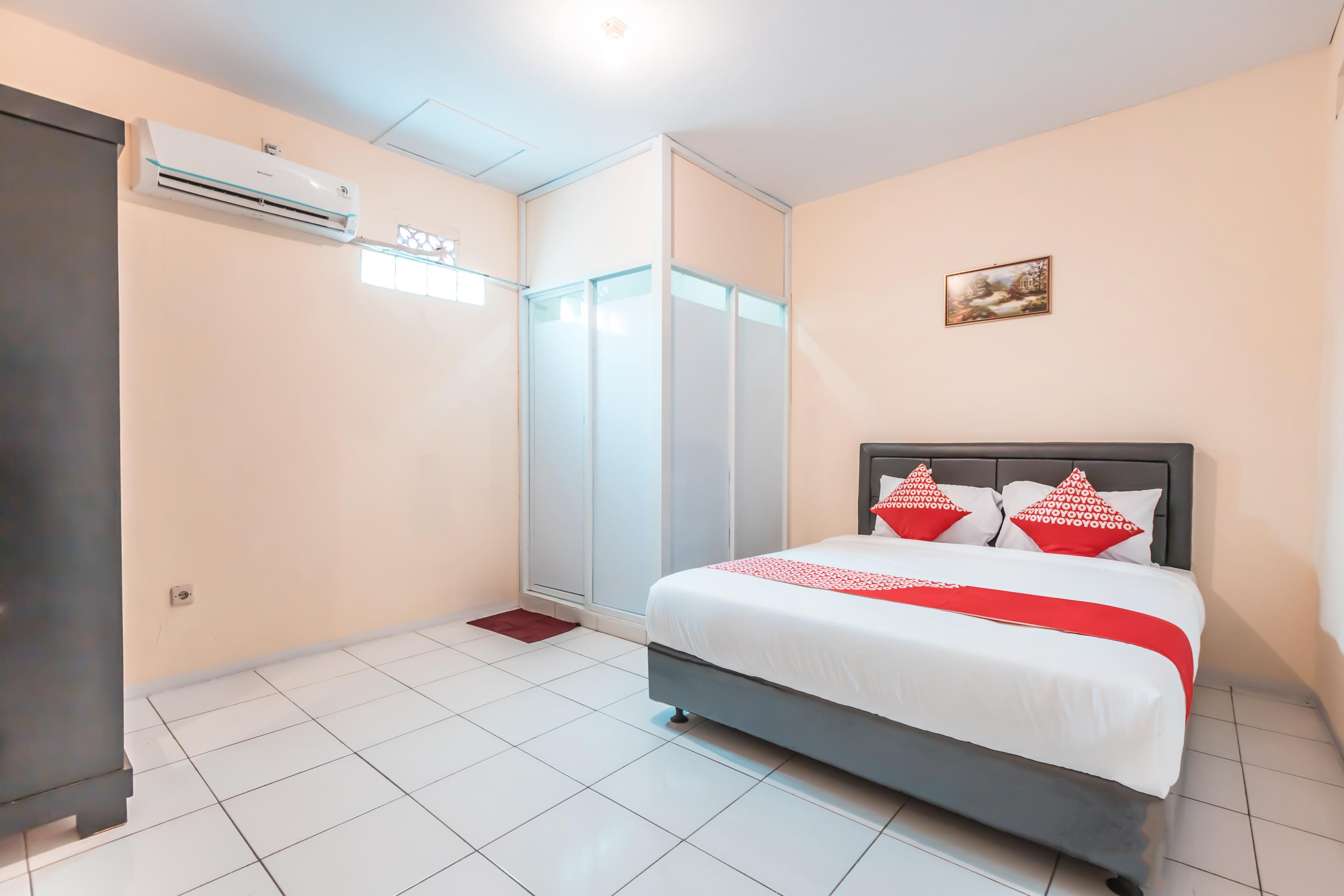 J&B Rooms Pramuka Jakarta Mitra Reddoorz Εξωτερικό φωτογραφία