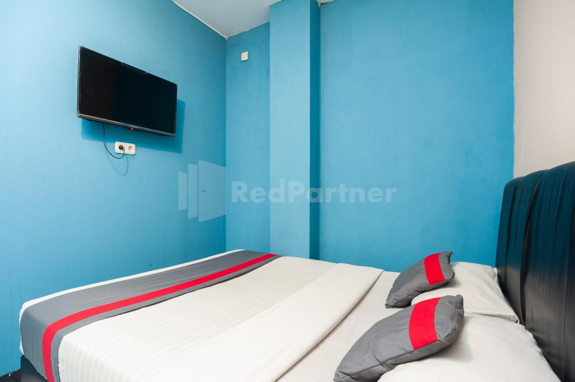 J&B Rooms Pramuka Jakarta Mitra Reddoorz Εξωτερικό φωτογραφία