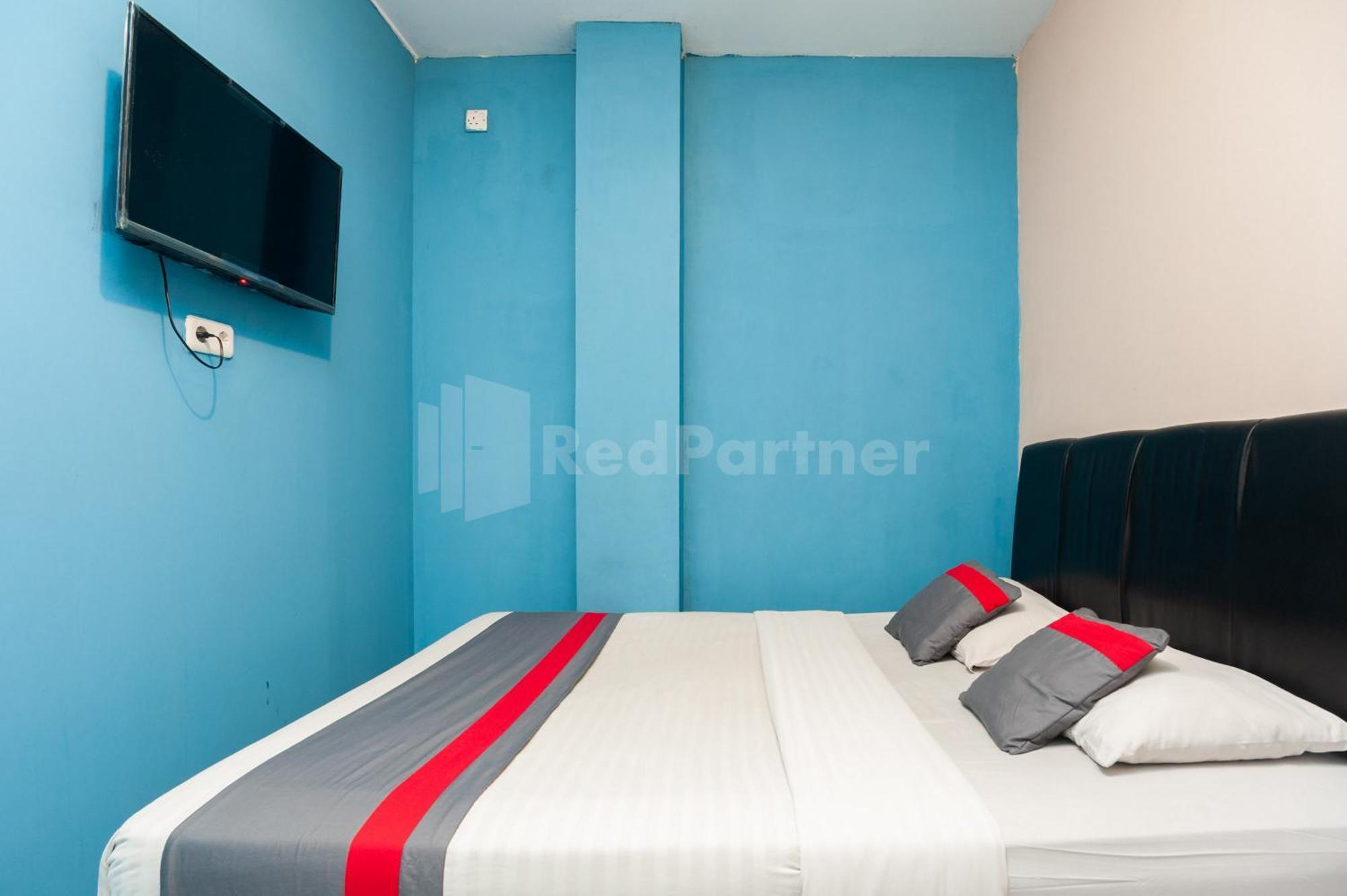 J&B Rooms Pramuka Jakarta Mitra Reddoorz Εξωτερικό φωτογραφία